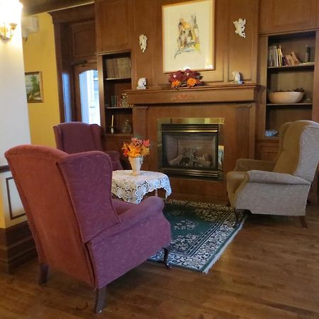 Auberge Монтебелло Экстерьер фото