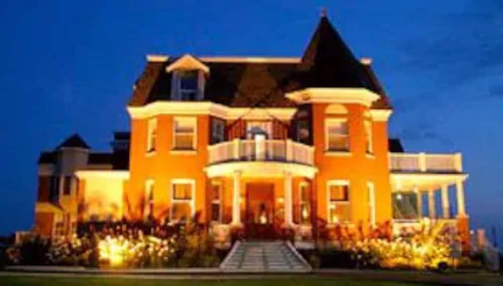 Auberge Монтебелло Экстерьер фото