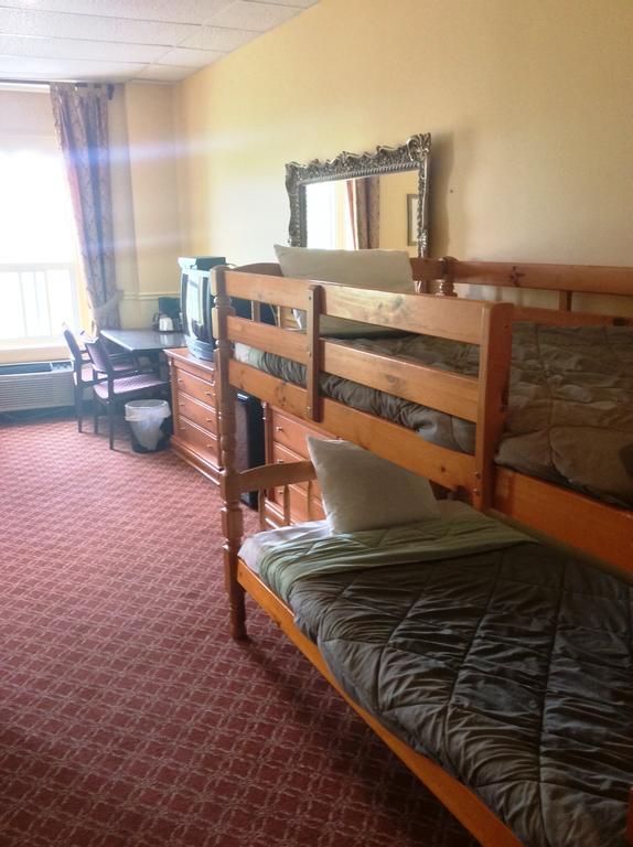 Auberge Монтебелло Экстерьер фото