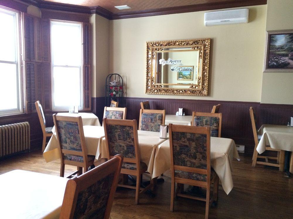 Auberge Монтебелло Экстерьер фото