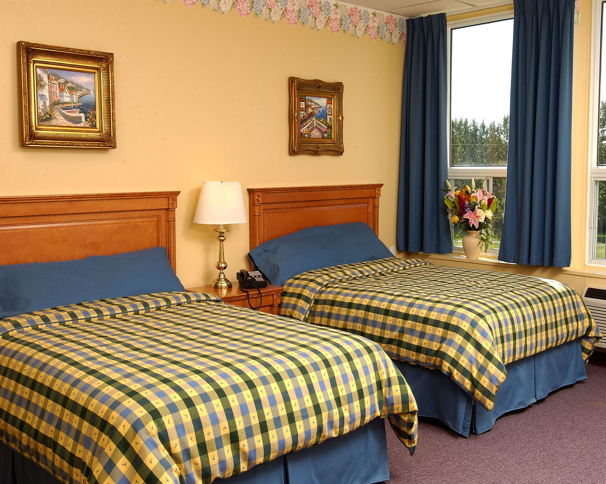 Auberge Монтебелло Экстерьер фото