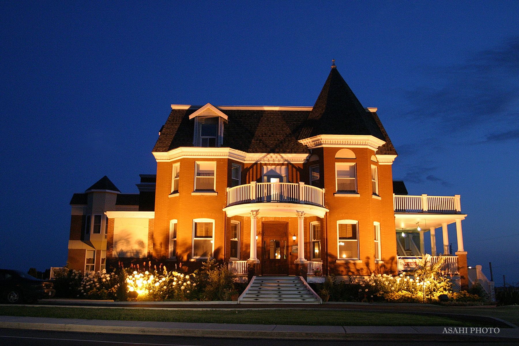 Auberge Монтебелло Экстерьер фото