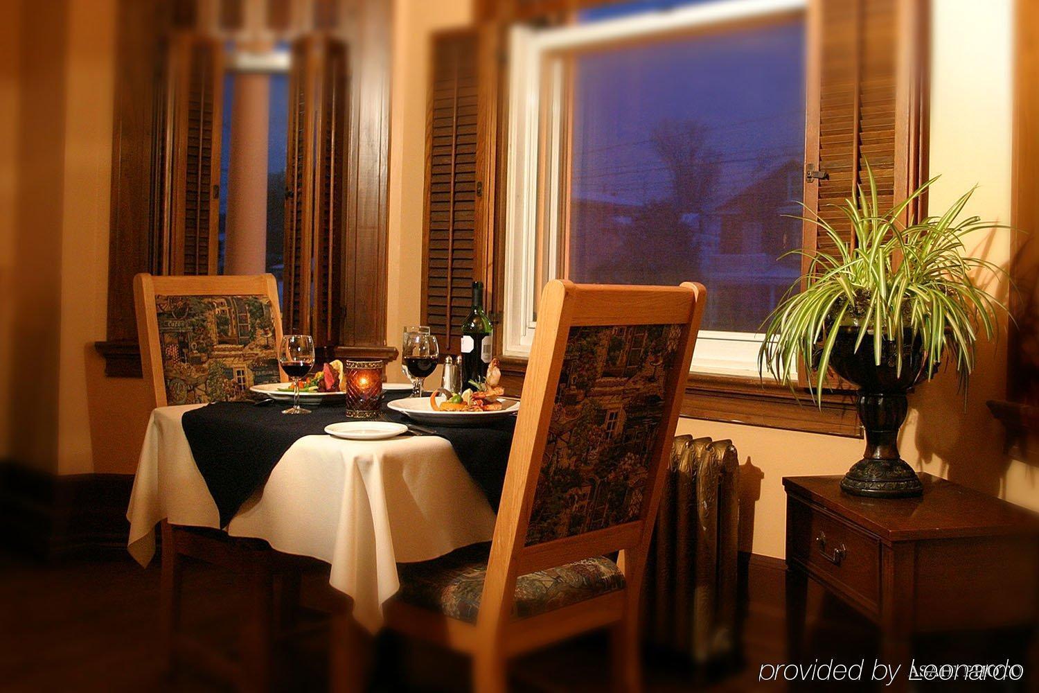 Auberge Монтебелло Экстерьер фото